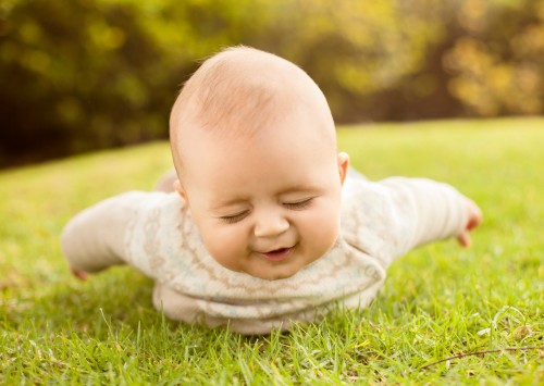 baby-outdoors